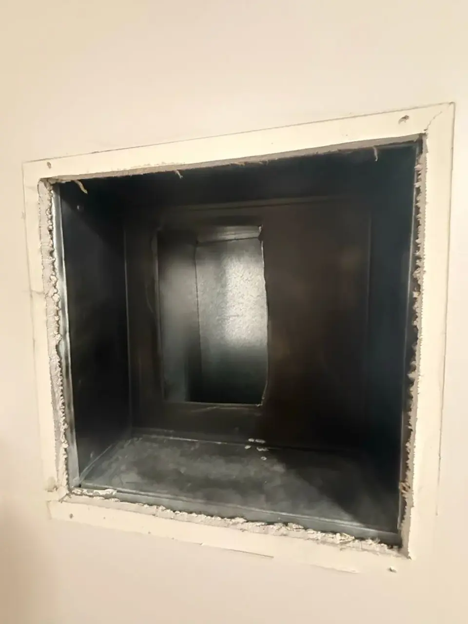 Air Duct Cleaning Before