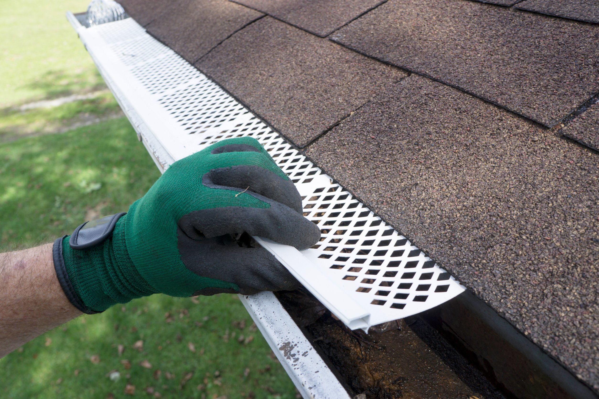What Are Gutter Strainers?