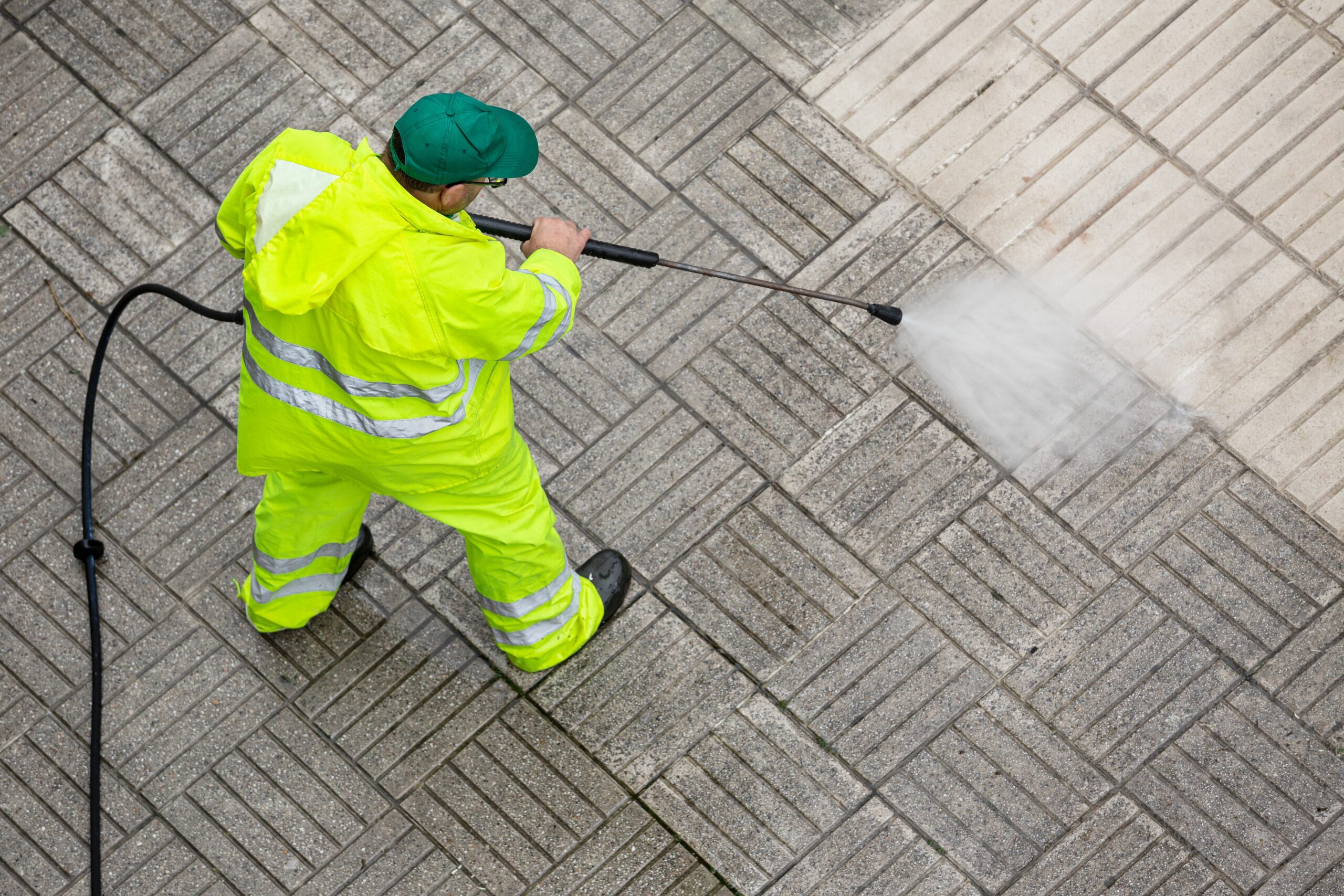 How Your Business Could Benefit From Power Washing Services